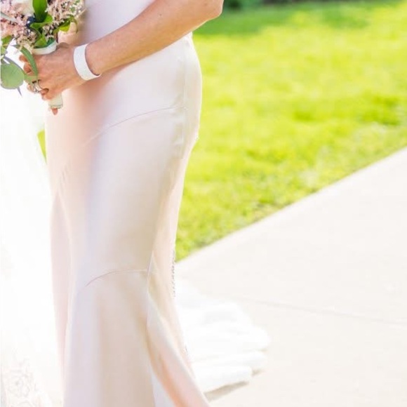 Elegant Pink Evening Gown - Picture 12 of 12